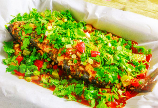 一个还在不断火热的餐饮创业项目------纸上烤鱼