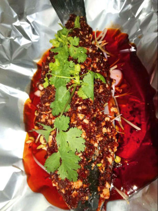 一个还在不断火热的餐饮创业项目------纸上烤鱼