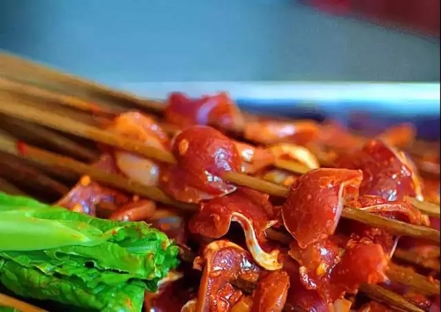 重庆网红串串,深受网友好评,现在竟然连加盟费都免了!想创业的赶紧看过来