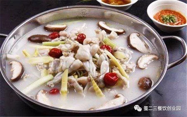震惊!港下这家用石头做菜的鱼店,吃一斤送一斤,还有···
