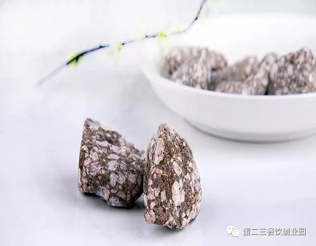 济源这家占地数百平米的鱼火锅店,又有大动作啦,吃鱼送牛骨,还有···
