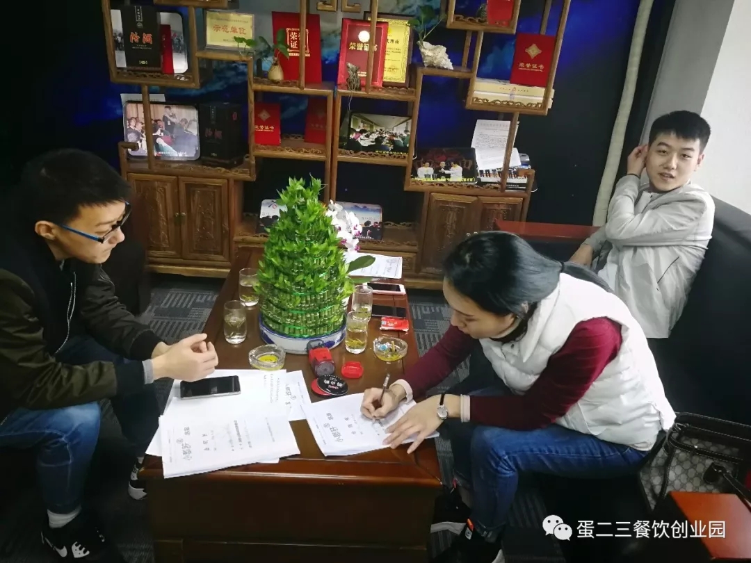 小郡肝进展新趋势，签约维权根本停不下来！