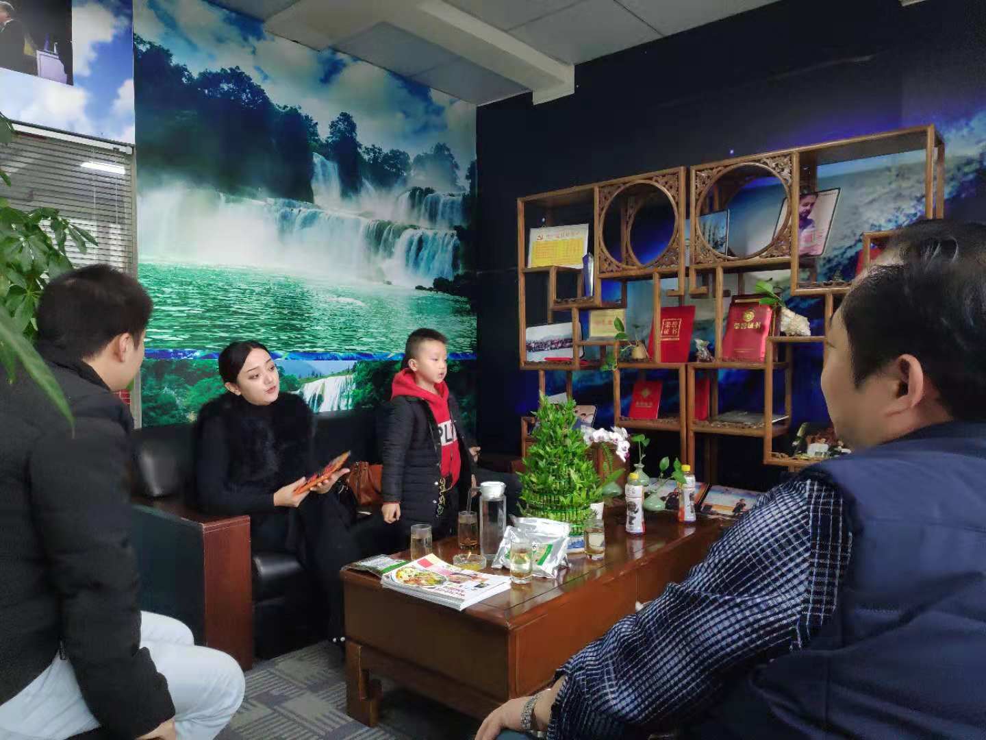 冬日最佳好餐饮,蛋二三项目了解一下?热烈欢迎甘肃苏总的到访考察!